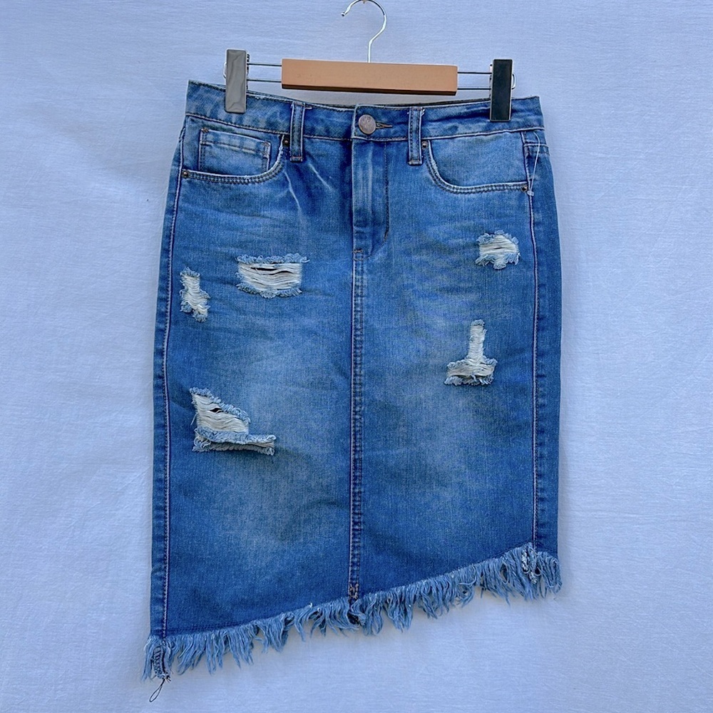Seductions Sirens Distressed Jean Denim Skirt